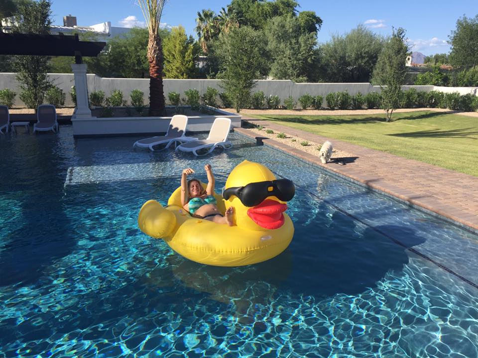 Duck pool float 
